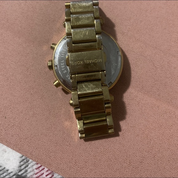 Michael Kors watch - Picture 4 of 4